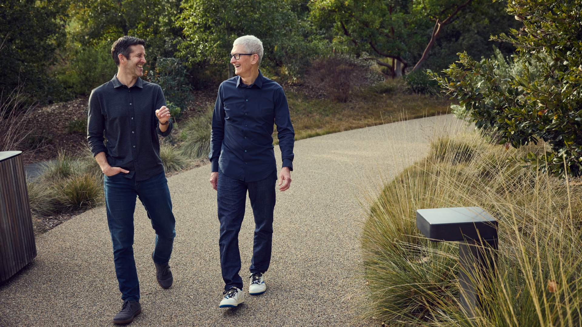 Apple’da CEO değişimi