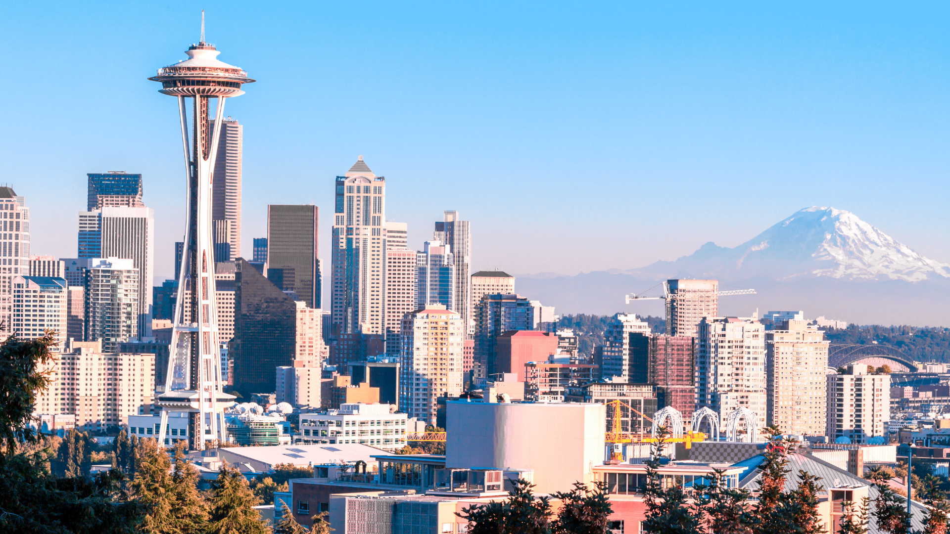Seattle’da Yüksek Yaşam Maliyeti Orta Sınıfı Evlerini Satmaya Zorluyor